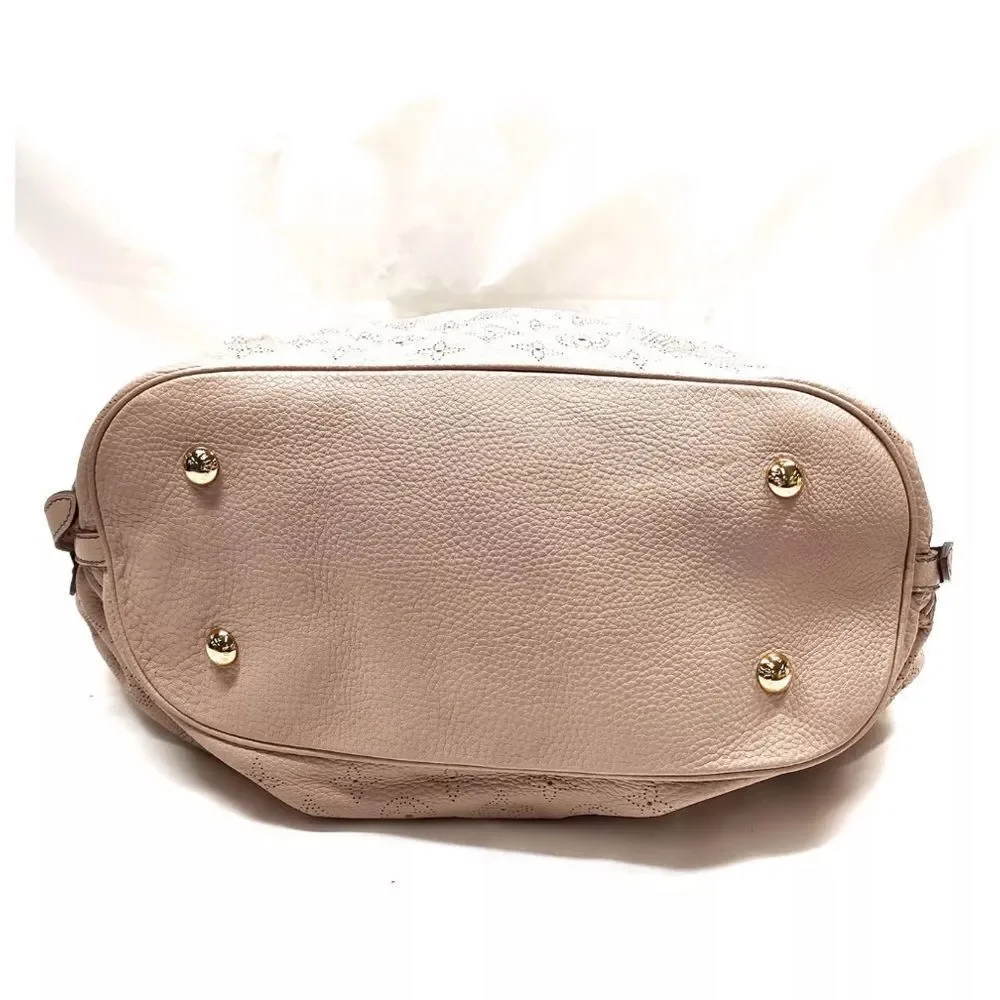 Auth Louis Vuitton Neutrals Monogram Mahina L Hobo M93123 LV Handbag Beige Purse